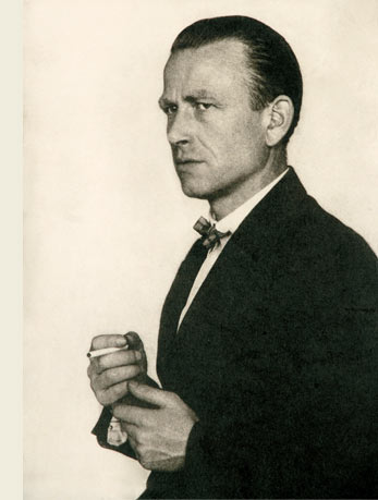 Otto Dix con cigarrillo
